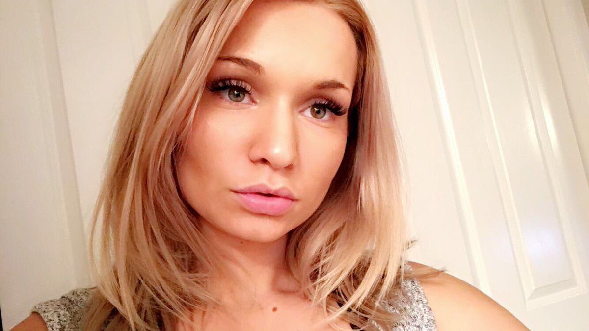 Zoie Burgher First Threesome Sextape Video Leaked